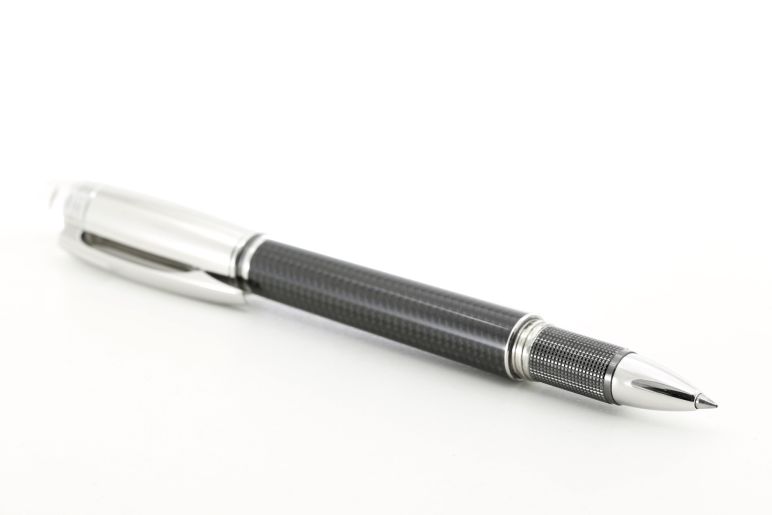 Montblanc carbon fiber online pen