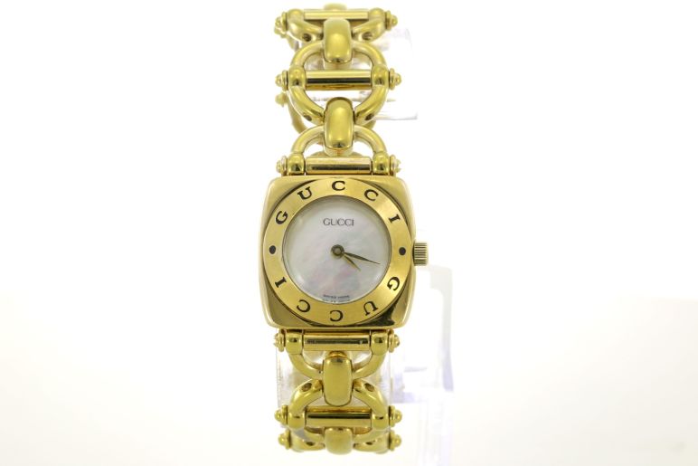 Gucci 6400L Mother of Pearls Gold Plated Steel 21mm