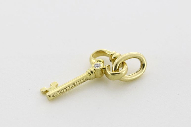 Tiffany & Co 18K Yellow Gold Key Chain